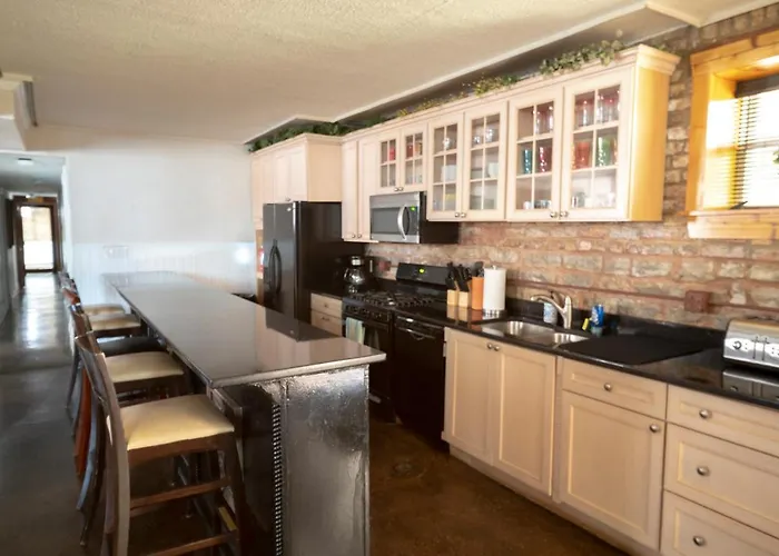 Appartement Inspiring Grotto Sleeps 10-20 Free Tv & Parking *